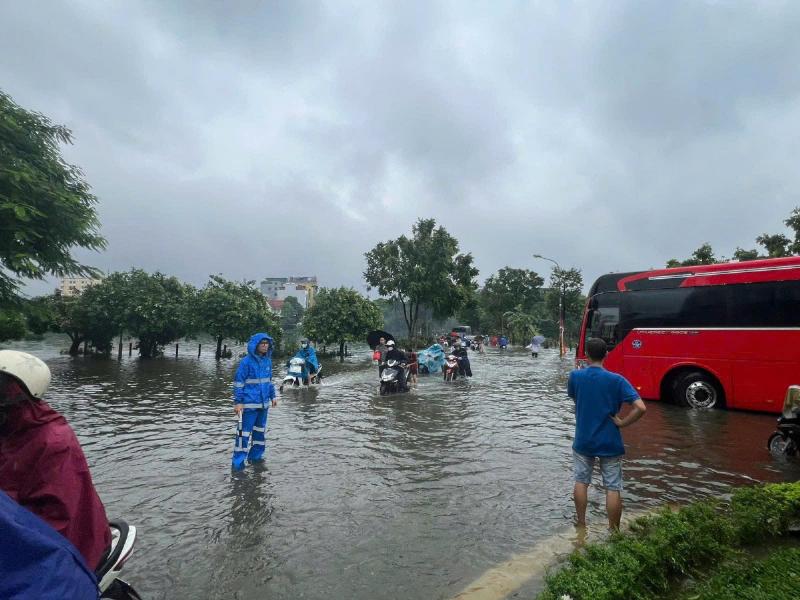 Phương Tiện Di Chuyển Tháng 3