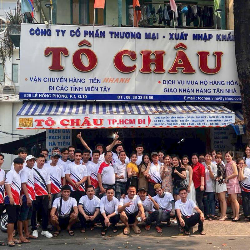 Hoạt động xe trung chuyển hoặc gửi hàng hóa tại bến xe Phương Trang Bà Rịa