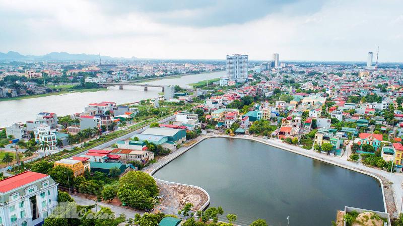 Bản đồ hiển thị quãng đường di chuyển từ trung tâm Hà Nội đến Nam Định, ước tính bao nhiêu km