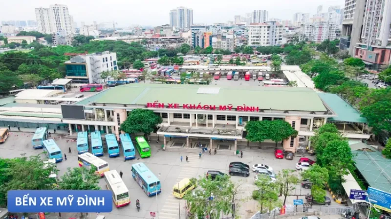 Khach hang dat ve tai quay nha xe Hoang Ha